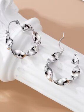 14K White Gold Womens 1.25" Twisted Hoop Earrings New 14K Silver Hoops Jewelry